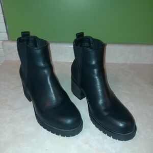 MIA Classic Black Ankle Boots